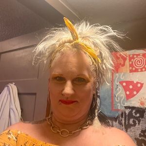 Meet your Posher, Joanne